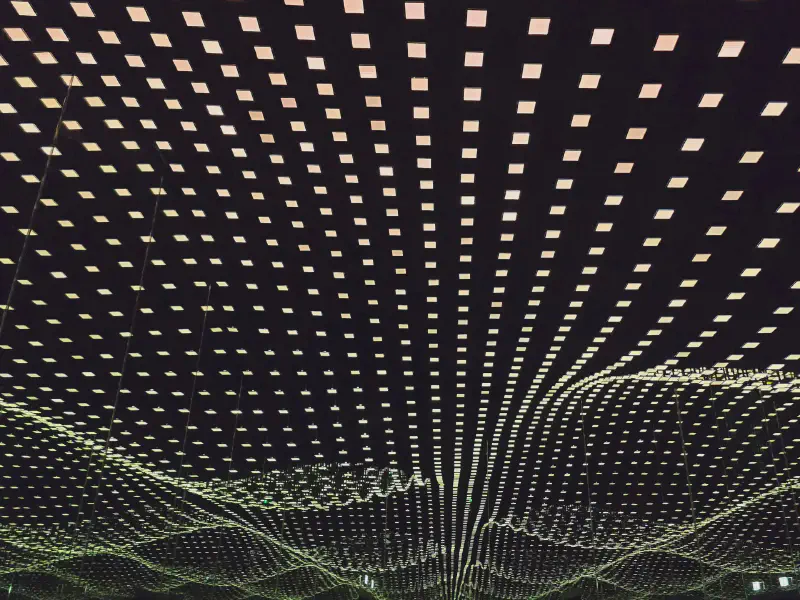 LIQUID SKY points of light in glowing waves
